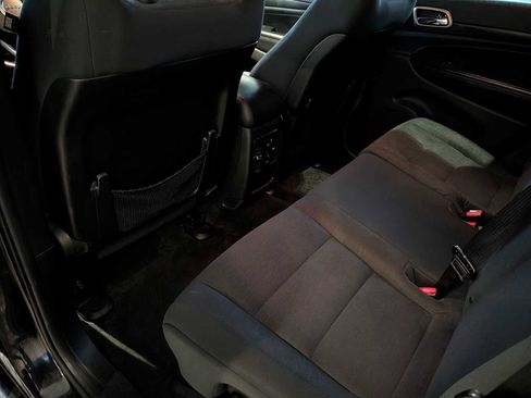 Used 2015 Jeep Grand Cherokee Laredo w/ Quick Order Package 23E image 17