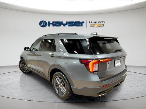 Used 2026 Ford Explorer ST AWD/4WD image 23