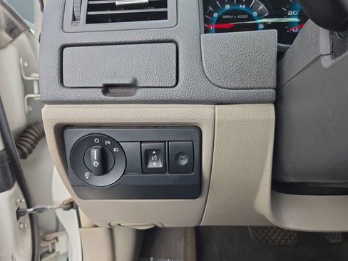 Used 2010 Ford Fusion SE image 16