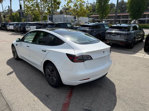 Used 2023 Tesla Model 3 Standard Range RWD image 7