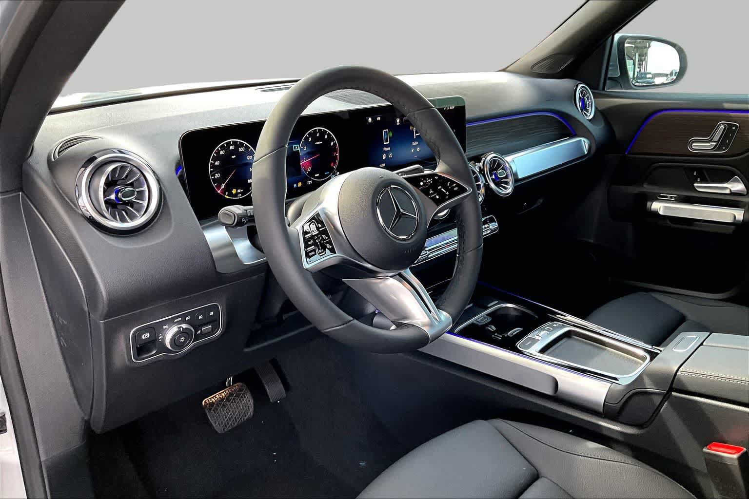 Used 2026 Mercedes-Benz GLB 250 image 10