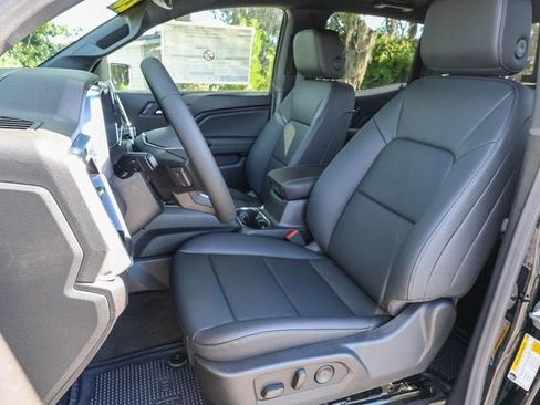 New 2026 GMC Canyon Elevation w/ Convenience Package RWD image 15