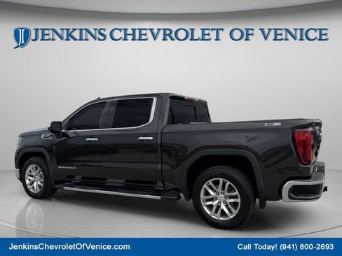 Used 2021 GMC Sierra 1500 SLT w/ SLT Premium Plus Package AWD/4WD image 8