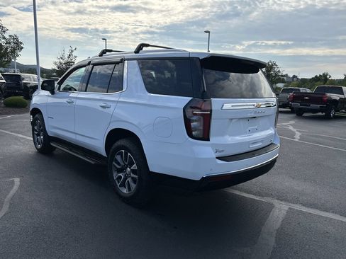 Used 2021 Chevrolet Tahoe LT w/ LT Signature Package AWD/4WD image 5