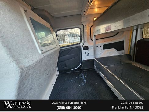 Used 2019 RAM ProMaster City Tradesman SLT image 19