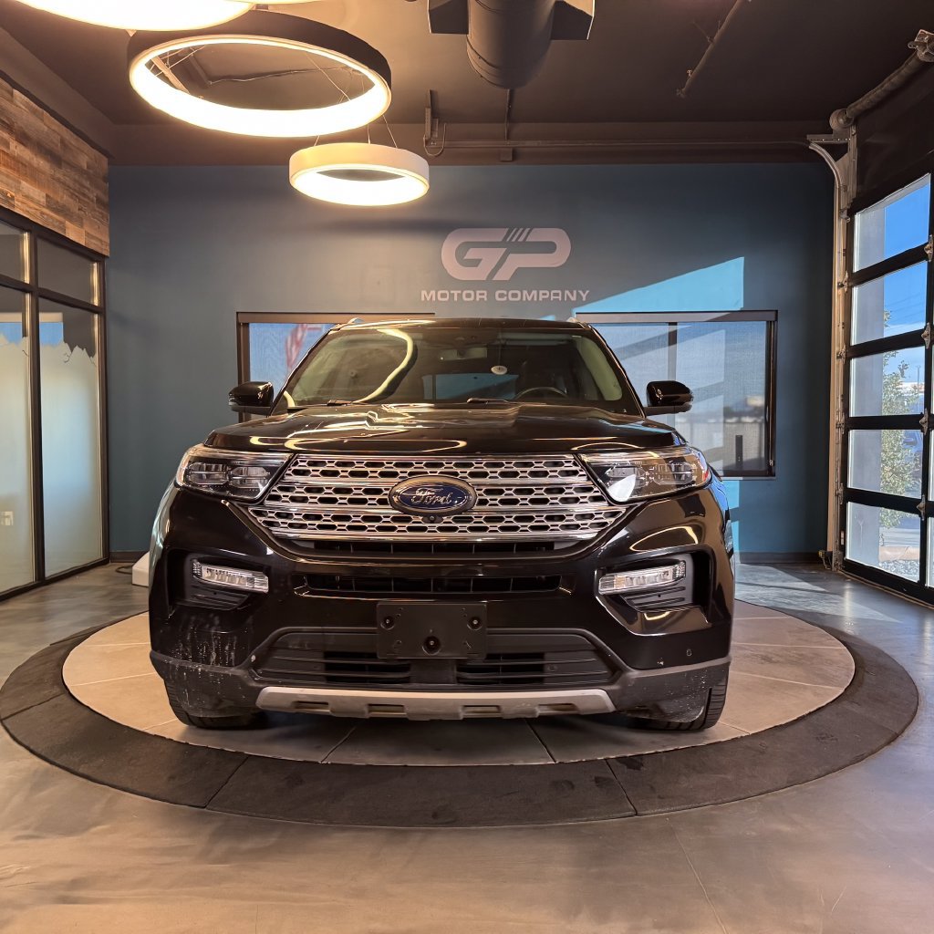 Used 2021 Ford Explorer Limited w/ Equipment Group 301A AWD/4WD image 8