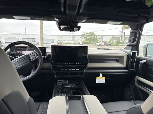 New 2026 GMC Hummer EV SUV image 25