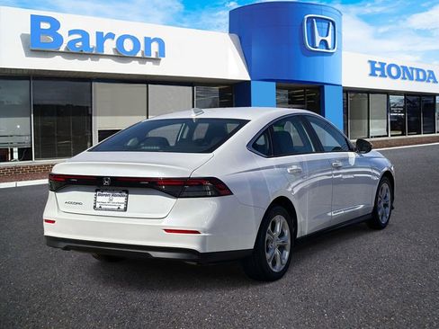 Used 2023 Honda Accord LX image 5