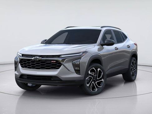 New 2026 Chevrolet Trax RS w/ Sunroof Package FWD image 6