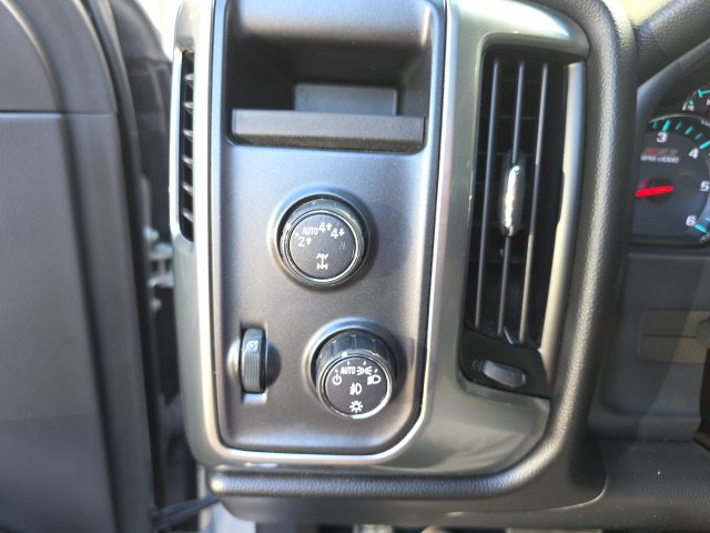 Used 2018 Chevrolet Silverado 1500 LT w/ All Star Edition AWD/4WD image 24