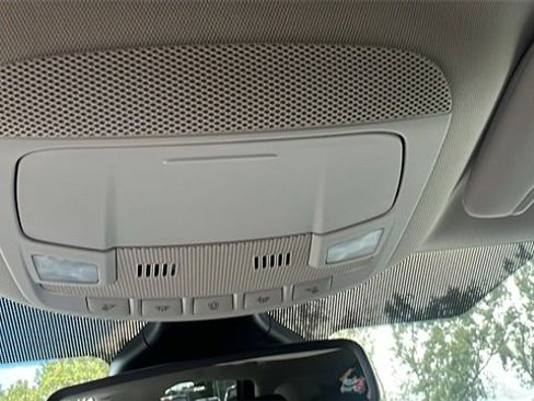 Used 2024 Ford Edge SEL w/ Convenience Package image 22