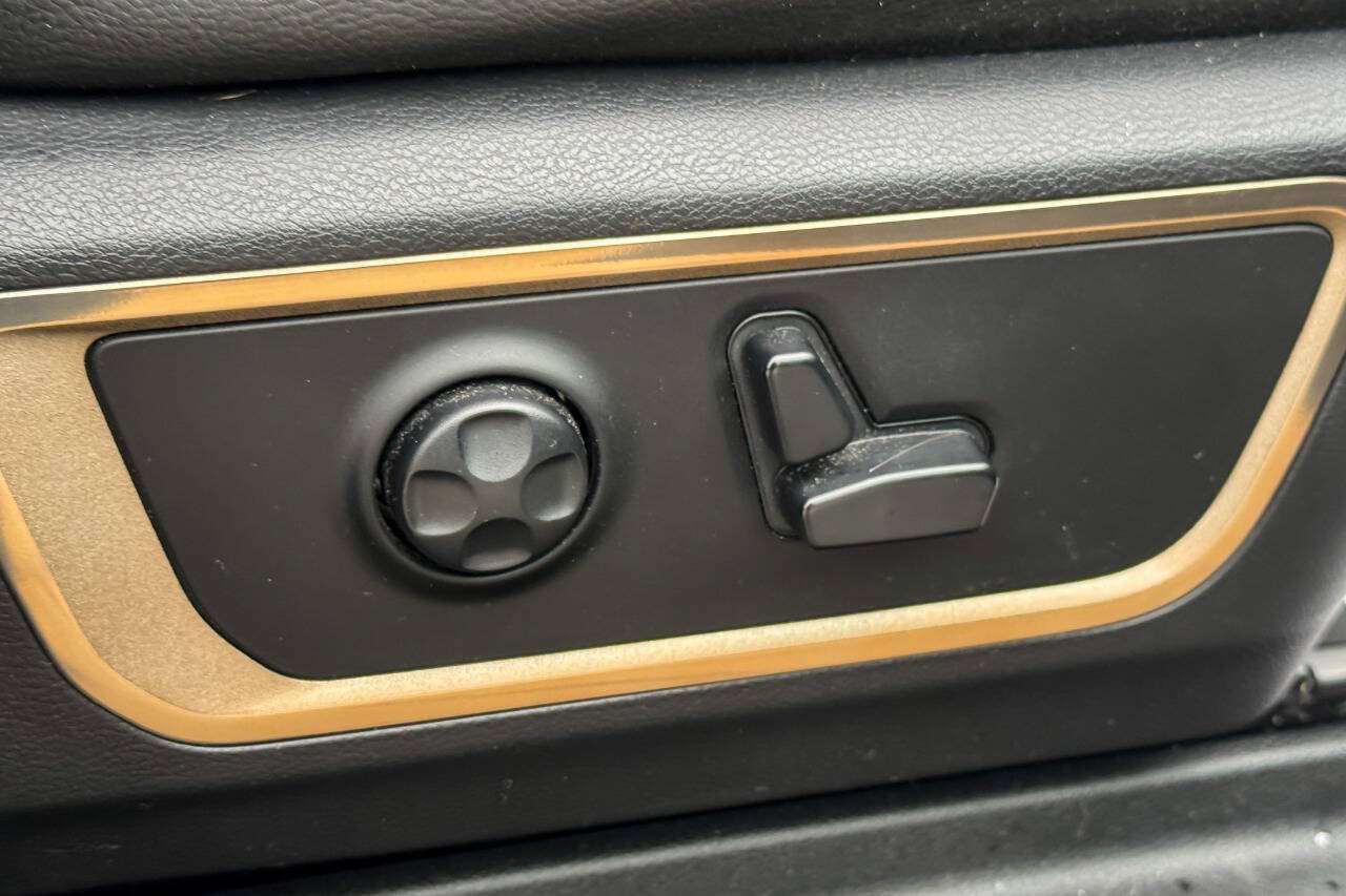 Used 2019 RAM 1500 Limited AWD/4WD image 14