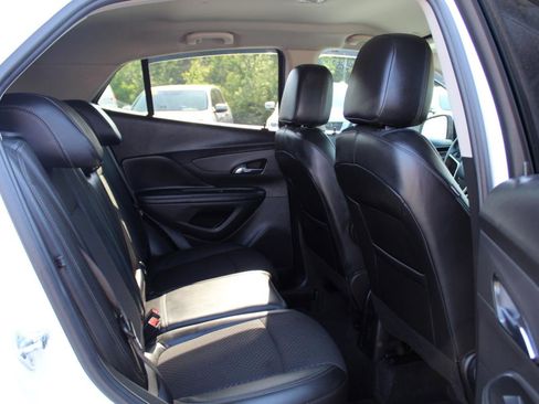 Used 2022 Buick Encore Preferred w/ Safety Package AWD/4WD image 12