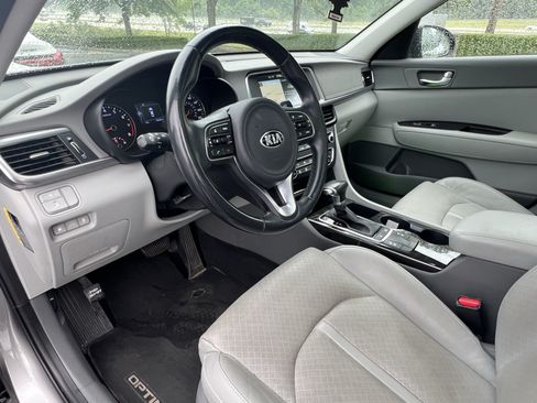 Used 2016 Kia Optima EX w/ Premium Package FWD image 17