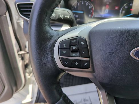 Certified 2021 Ford Explorer XLT w/ Equipment Group 202A RWD image 31