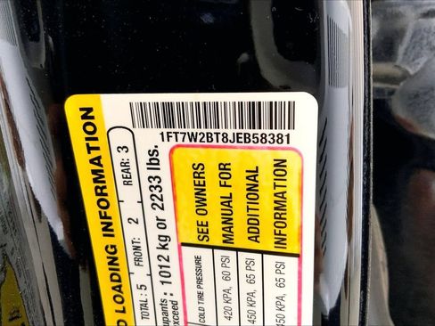Used 2018 Ford F250 Lariat w/ Lariat Value Package AWD/4WD image 8