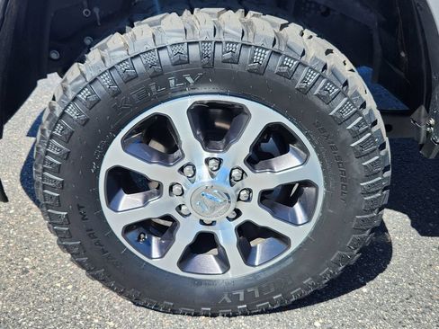 Used 2022 RAM 2500 Limited AWD/4WD image 27