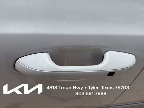 Certified 2021 Kia Telluride SX w/ SX Prestige Package AWD/4WD image 6