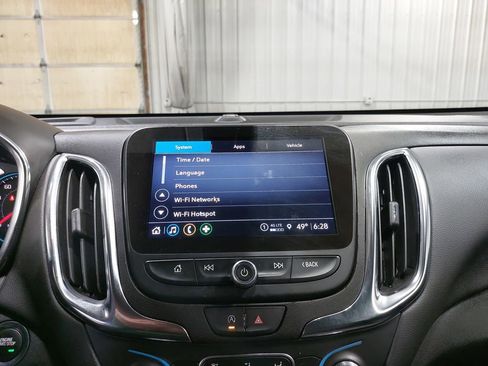 Used 2024 Chevrolet Equinox LT image 23