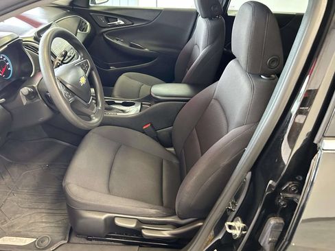 Used 2022 Chevrolet Malibu LS FWD image 14