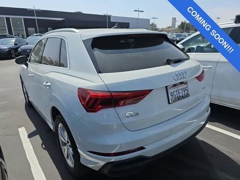 Used 2023 Audi Q3 2.0T Premium Plus w/ Premium Plus Package AWD/4WD image 2