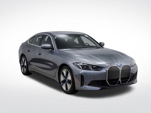 Used 2025 BMW i4 xDrive40i w/ Parking Assistance Package AWD/4WD image 7