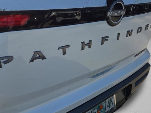 New 2026 Nissan Pathfinder Platinum w/ Cargo Package image 16