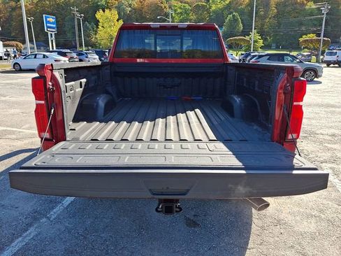 Used 2025 Chevrolet Silverado 3500 High Country image 29