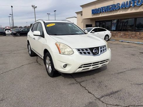 Used 2013 Nissan Rogue SV w/ Premium Pkg FWD image 8
