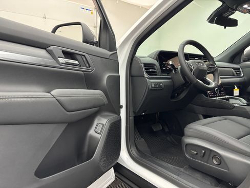 New 2027 GMC Terrain Elevation w/ Elevation Premium Package AWD/4WD image 15