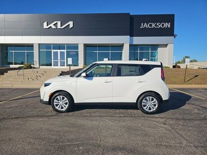 New 2025 Kia Soul LX