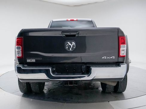 Used 2020 RAM 3500 Big Horn w/ Level 1 Equipment Group image 9