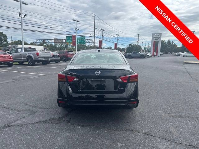 Certified 2025 Nissan Altima 2.5 SV AWD/4WD image 7