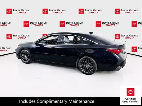 Certified 2019 Toyota Avalon XSE FWD image 7