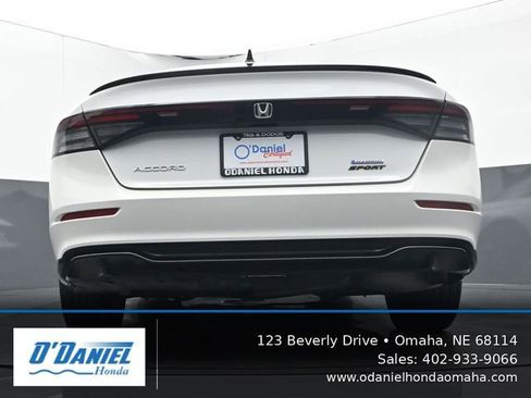 Used 2023 Honda Accord Sport image 11