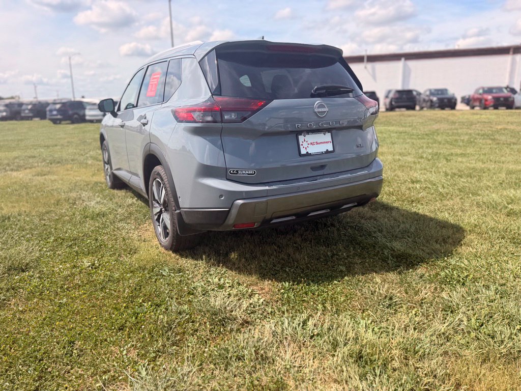 Used 2024 Nissan Rogue SL w/ SL Premium Package FWD image 7