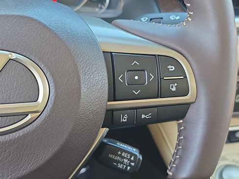 Used 2017 Lexus ES 350 w/ Navigation System Package FWD image 20
