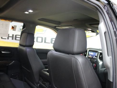Used 2020 Chevrolet Silverado 1500 LT Trail Boss AWD/4WD image 10