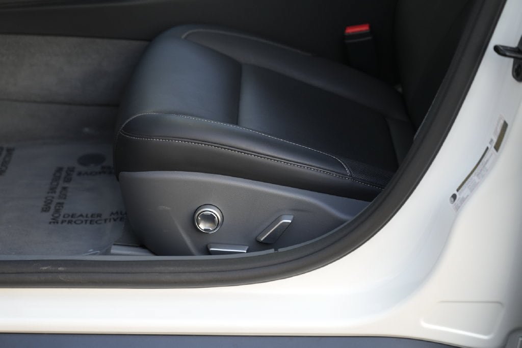 Used 2024 Lucid Air Pure RWD image 18