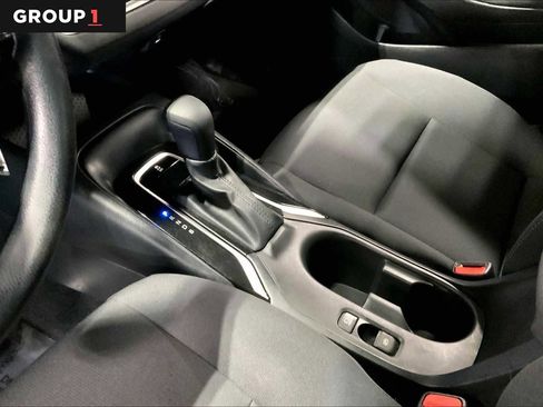 Used 2023 Toyota Corolla LE image 16