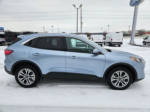 Used 2022 Ford Escape SEL image 6