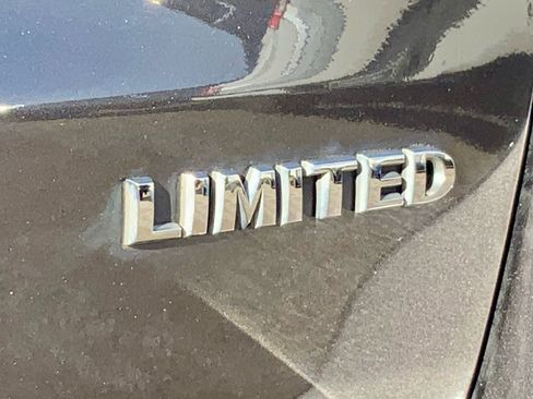 Used 2021 Jeep Grand Cherokee Limited w/ Luxury Group II image 20