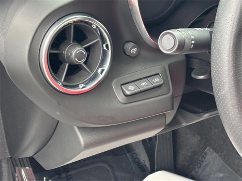 Used 2019 Chevrolet Camaro SS image 9