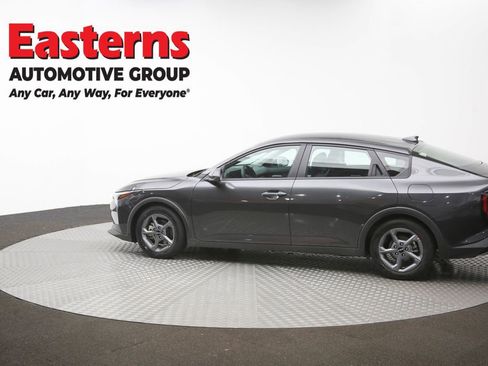 Used 2025 Kia K4 FWD image 62
