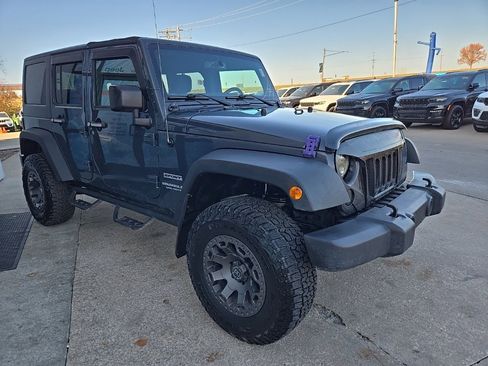 Used 2017 Jeep Wrangler Unlimited Sport w/ Quick Order Package 24S image 12