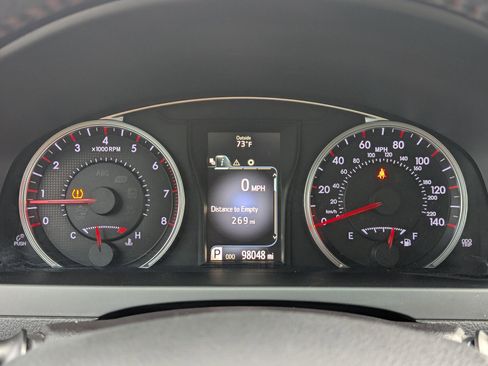 Used 2017 Toyota Camry SE image 19