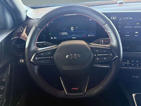 Used 2025 Chevrolet Equinox RS w/ Safety and Technology Package image 13