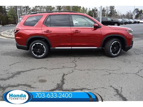 New 2026 Honda Pilot Touring image 8