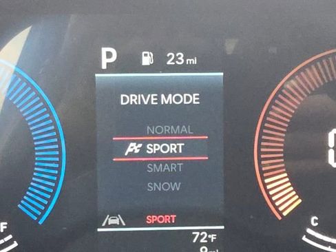 Certified 2025 Hyundai Santa Cruz SE image 28