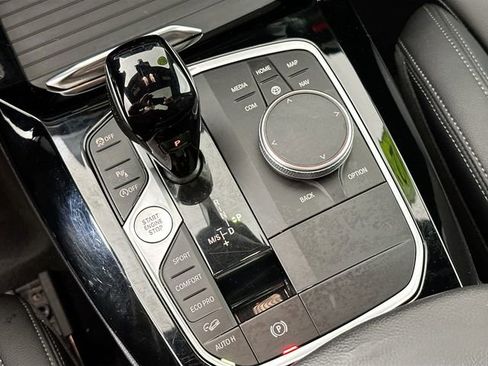 Used 2024 BMW X3 xDrive30i w/ Premium Essential Package image 16
